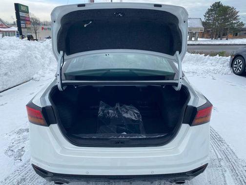 2024 Nissan Altima SR Intelligent AWD