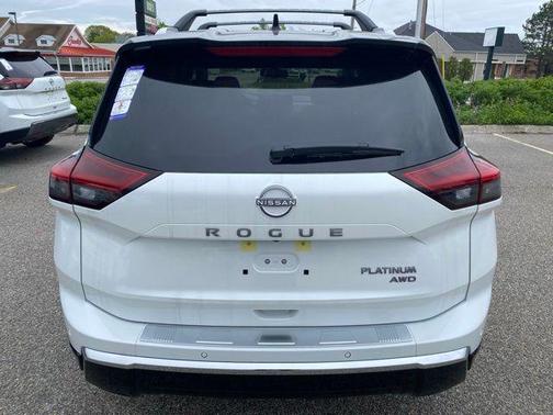 2025 Nissan Rogue Platinum