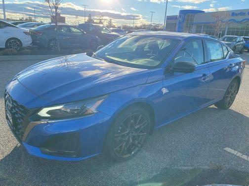 2025 Nissan Altima SR AWD