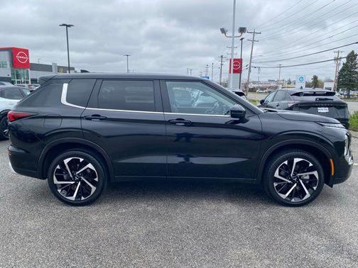 2024 Mitsubishi Outlander SE Black Edition S-AWC