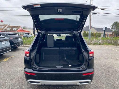 2024 Mitsubishi Outlander SE Black Edition S-AWC