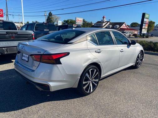 2019 Nissan Altima 2.5 SR