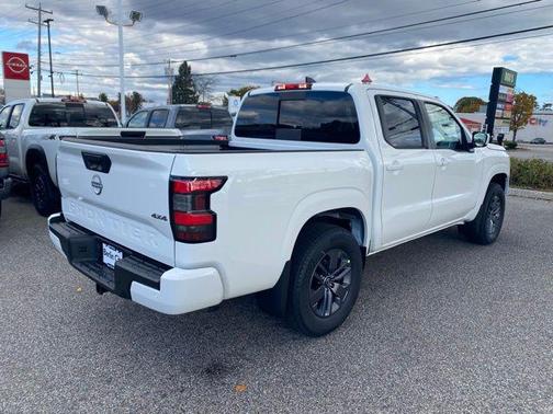 2026 Nissan Frontier SV