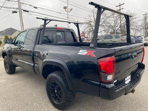 2020 Toyota Tacoma SR