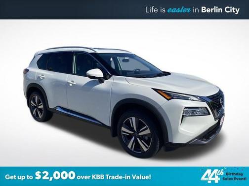 2022 Nissan Rogue SL