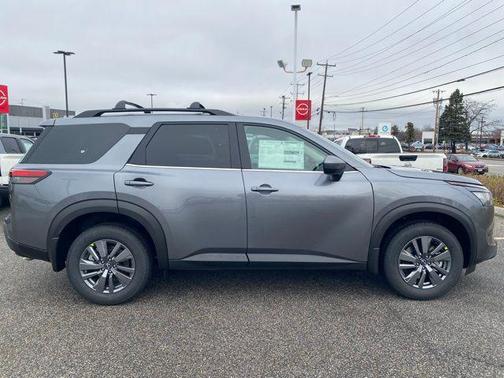 2025 Nissan Pathfinder SV 4WD