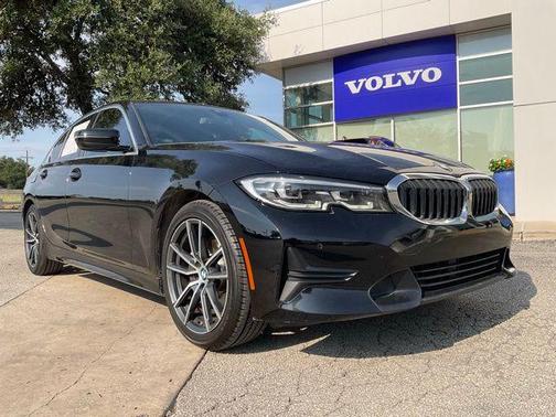 2019 BMW 330 i