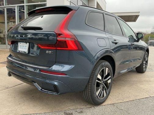 2026 Volvo XC60 B5 Core
