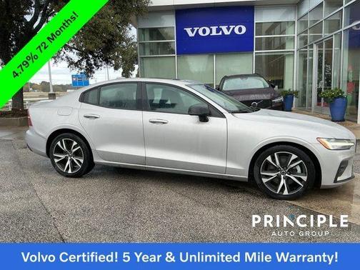 2025 Volvo S60 B5 Core