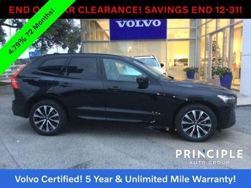 2023 Volvo XC60 B5 Plus Dark Theme