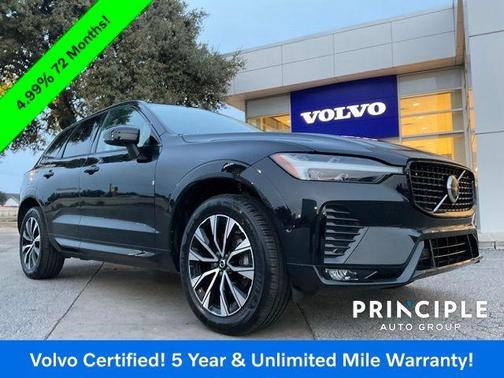 2023 Volvo XC60 B5 Plus Dark Theme