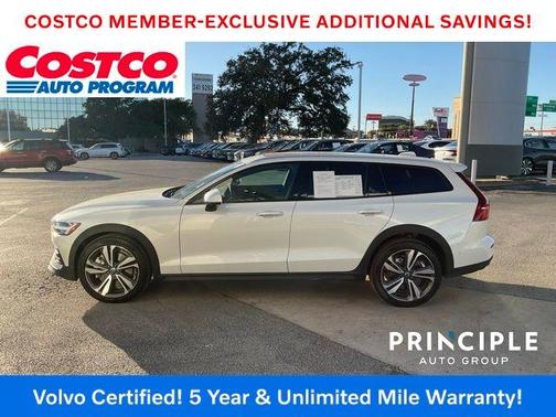 2025 Volvo V60 Cross Country B5 Plus