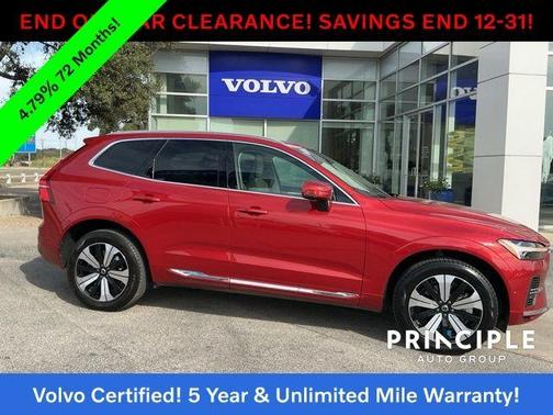 2023 Volvo XC60 Recharge Plug-In Hybrid T8 Plus Bright Theme