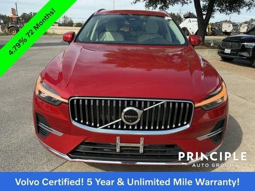 2023 Volvo XC60 Recharge Plug-In Hybrid T8 Plus Bright Theme