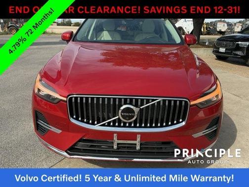 2023 Volvo XC60 Recharge Plug-In Hybrid T8 Plus Bright Theme