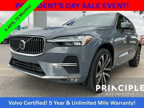 2023 Volvo XC60 B5 Ultimate Bright Theme