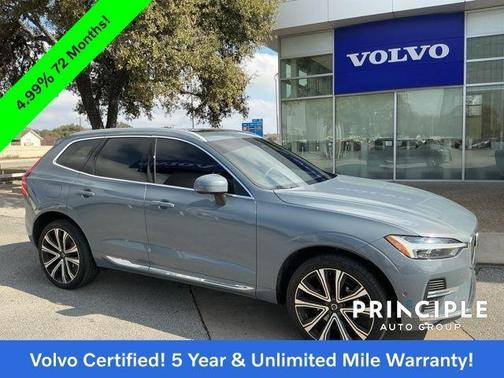 2023 Volvo XC60 B5 Ultimate Bright Theme