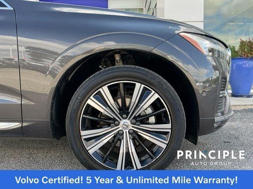 2023 Volvo XC60 B5 Plus Bright Theme