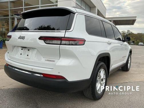 2022 Jeep Grand Cherokee L Laredo
