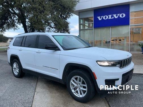 2022 Jeep Grand Cherokee L Laredo