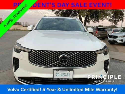 2025 Volvo XC90 B6 Plus 7-Seater