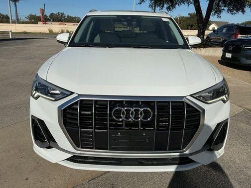 2022 Audi Q3 45 S line Premium
