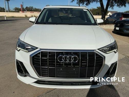 2022 Audi Q3 45 S line Premium