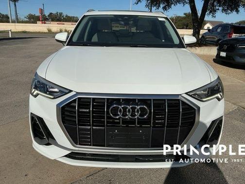 2022 Audi Q3 45 S line Premium