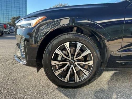 2025 Volvo XC60 B5 Core