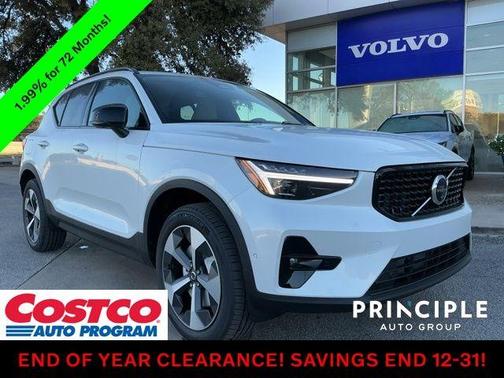 2026 Volvo XC40 B5 Plus