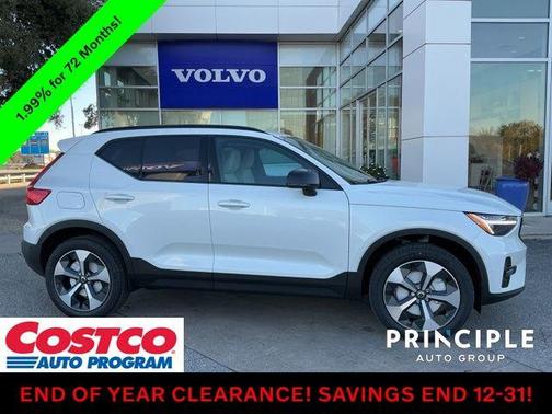 2026 Volvo XC40 B5 Plus