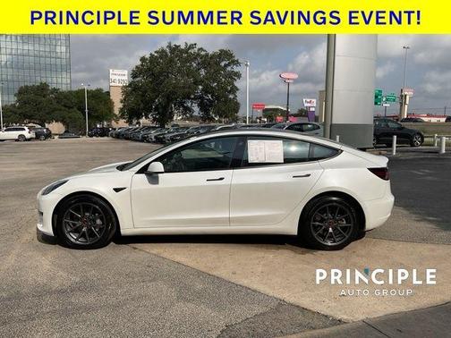 2022 Tesla Model 3 Base