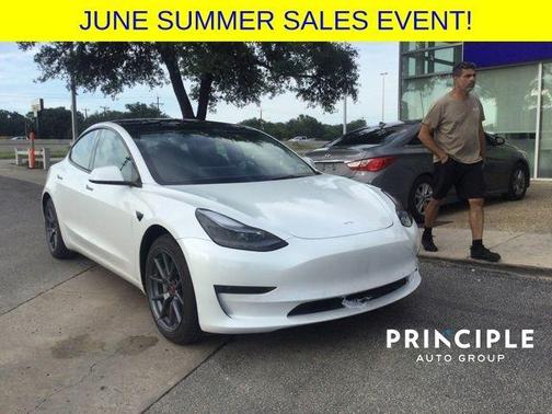 2022 Tesla Model 3 Base