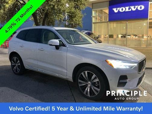 2023 Volvo XC60 B5 Plus Bright Theme