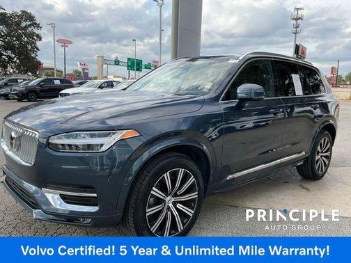 2025 Volvo XC90 B5 Core