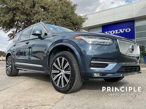 2025 Volvo XC90 B5 Core