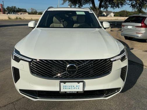 2026 Volvo XC90 B6 Ultra 7-Seater