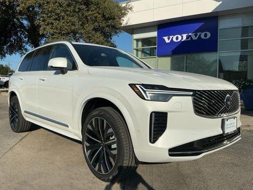 2026 Volvo XC90 B6 Ultra 7-Seater