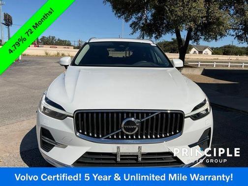 2023 Volvo XC60 B5 Plus Bright Theme