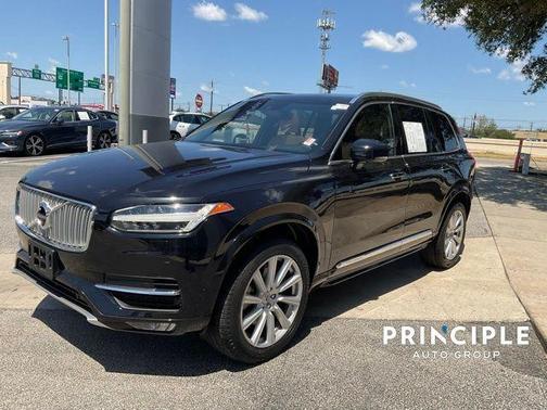 2017 Volvo XC90 T6 Inscription