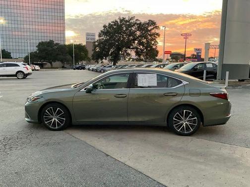 2023 Lexus ES 350 350