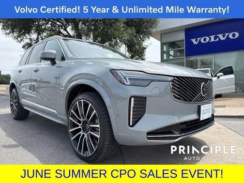 2025 Volvo XC90 B5 Plus