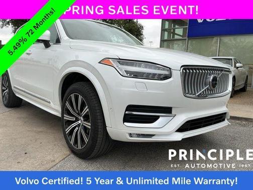 Crystal White Metallic 2023 Volvo XC90 B5 Plus