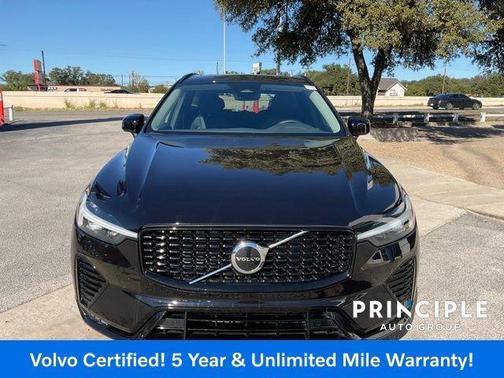 2025 Volvo XC60 B5 Core