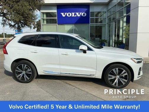 2023 Volvo XC60 B5 Plus Bright Theme