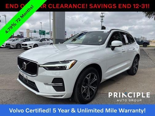 2022 Volvo XC60 B5 Momentum