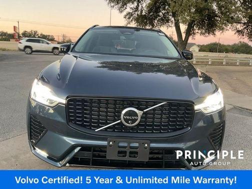 2025 Volvo XC60 B5 Plus