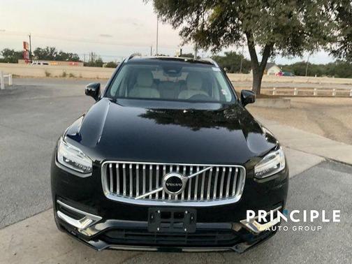 2024 Volvo XC90 B5 Core Bright Theme