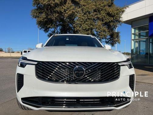 2025 Volvo XC90 Plug-In Hybrid T8 Core 7-Seater