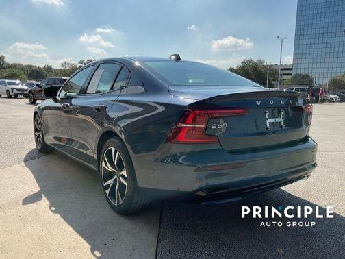 2025 Volvo S60 B5 Core